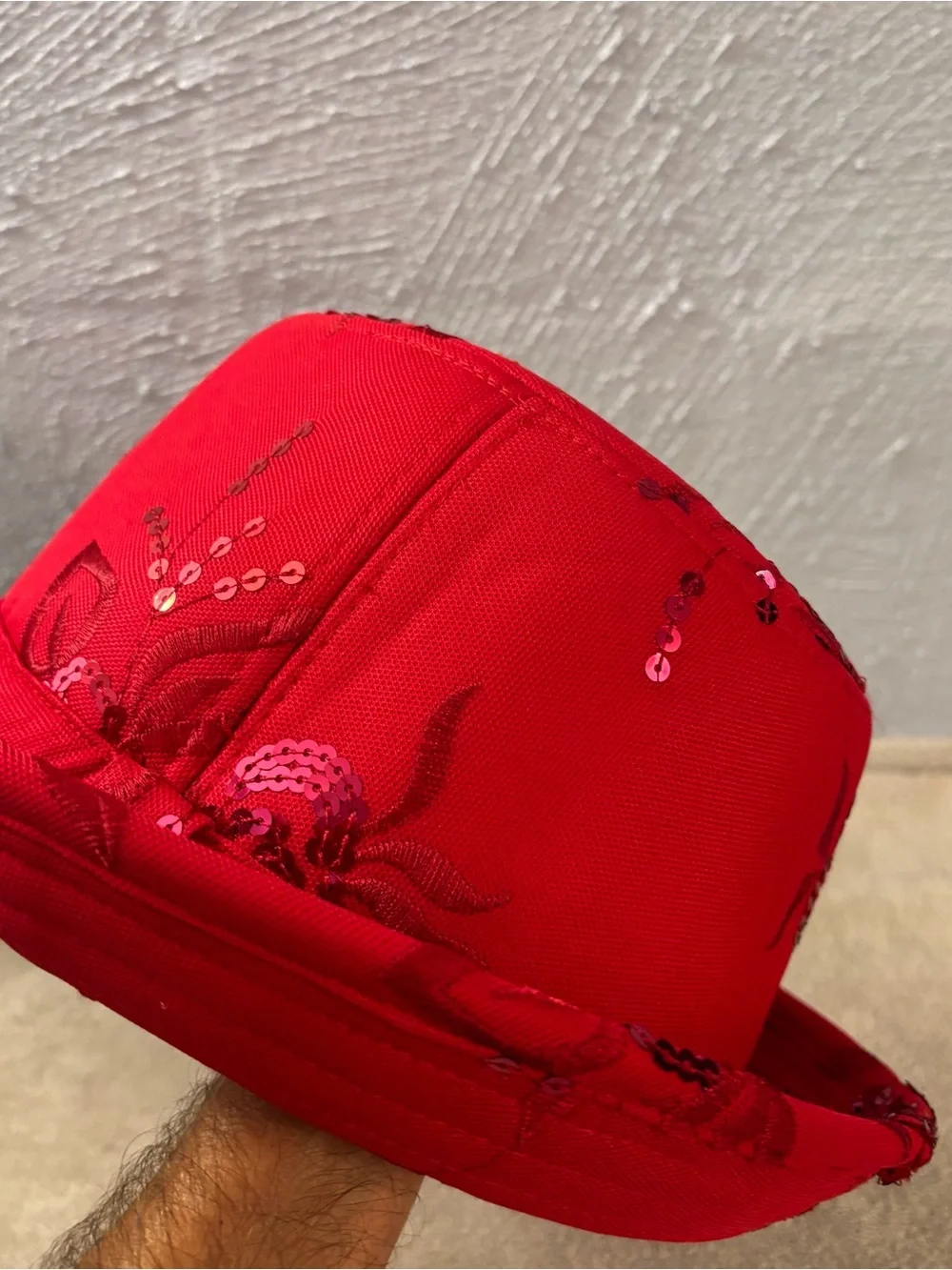 Women’s  Red Sequin Flower Fedora Hat New SZ M/L Embroidered Floral